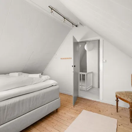 Gem Straight Out Of History - Built In 1750 Hébergement de vacances Bergen