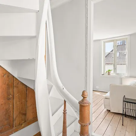 Gem Straight Out Of History - Built In 1750 * Bergen