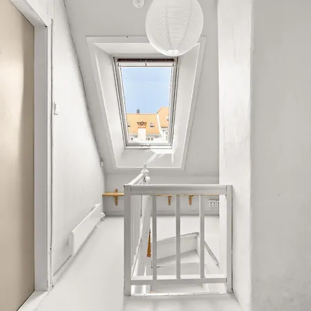 Semesterbostad Gem Straight Out Of History - Built In 1750