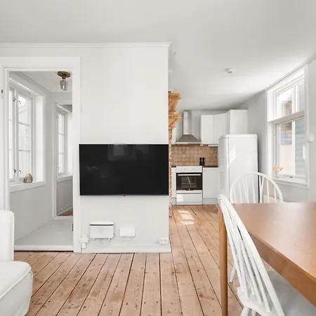 Gem Straight Out Of History - Built In 1750 Bergen