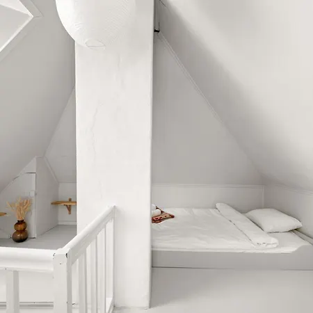 Holiday home Gem Straight Out Of History - Built In 1750 *