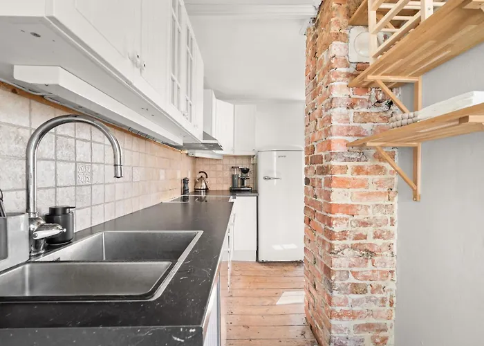 Gem Straight Out Of History - Built In 1750